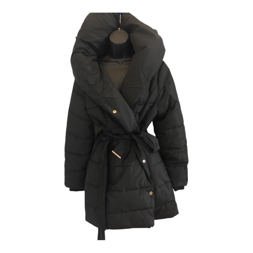 Jessica Simpson black puffy quilted hooded belted coat size medium brand new